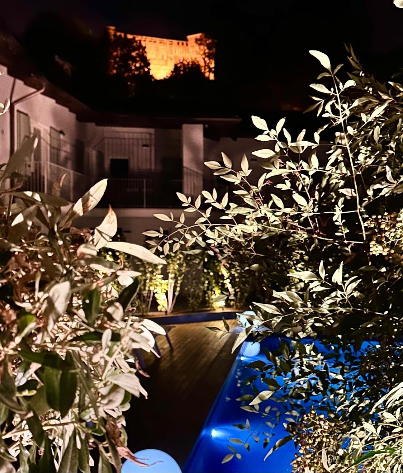 Apartmán Dimora Roe Monticello d'Alba Exteriér fotografie